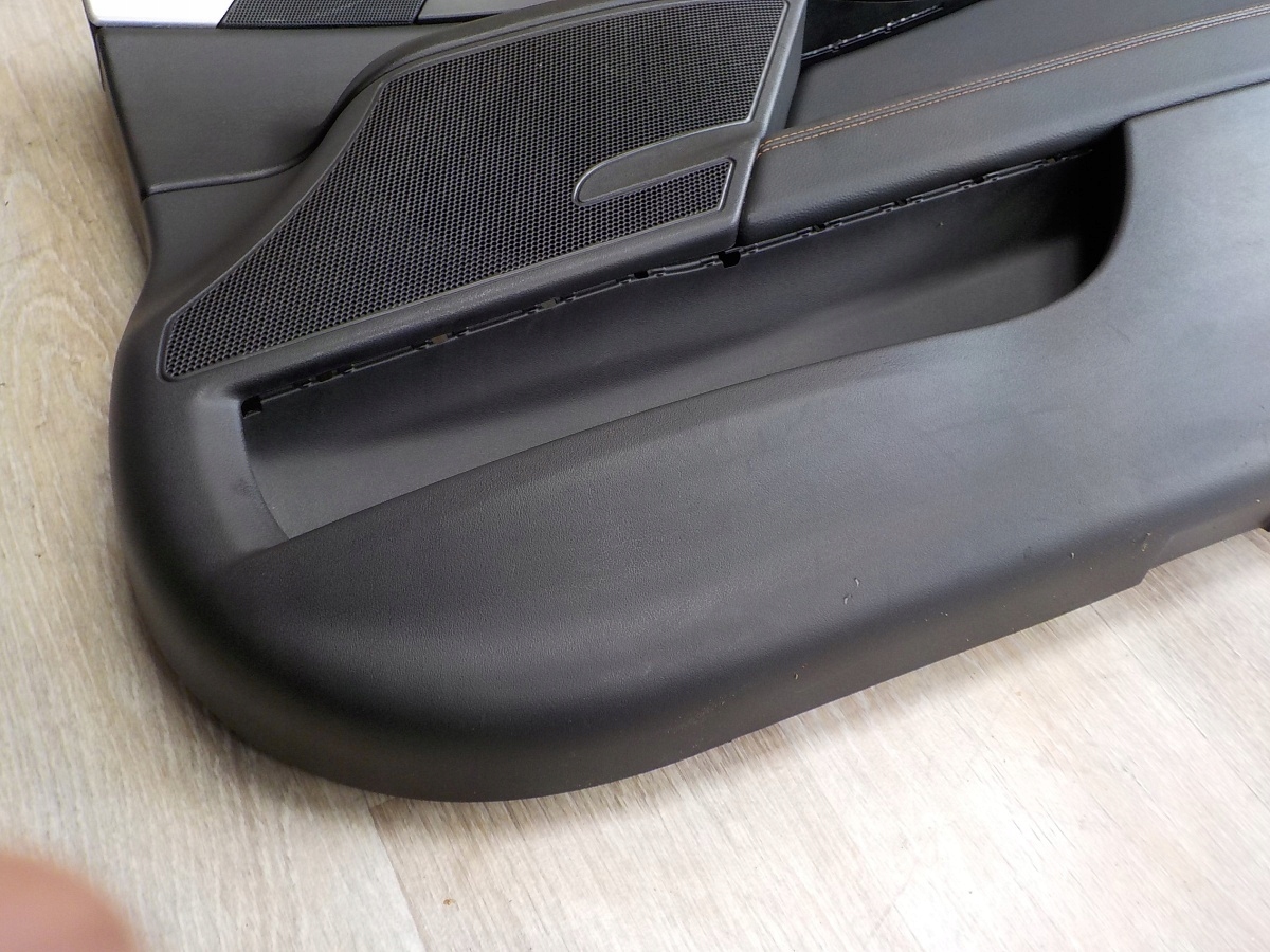 JAGUAR XE X760 TAPICERKA BOCZEK DRZWI PRAWY PRZOD Car type Passenger cars