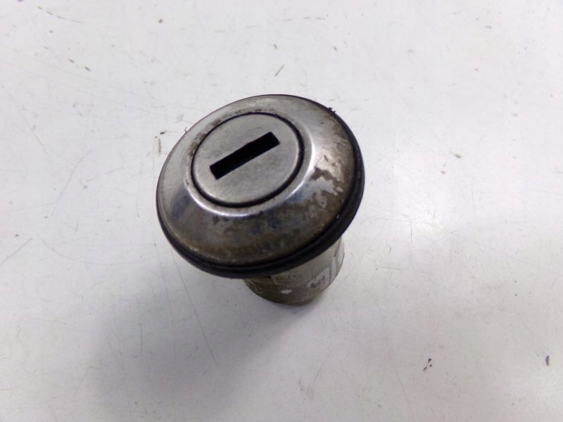 FIAT ALBEA 178 01-05 WKŁADKA ZAMKA PRZÓD LEWA