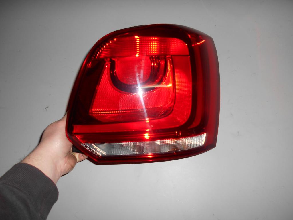 ФАРА ПРАВЫЙ ЗАД. ЗАДНЯЯ VW POLO 6R0r0945112b