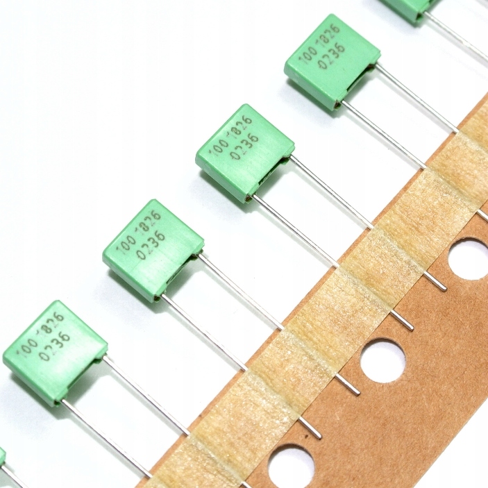 

10nF 100V 10% 5mm Vishay MKT1826 [10szt] #703