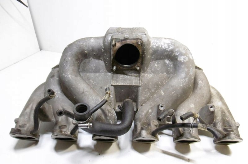 BMW E32 впускний колектор 3,5 M30 25039600 1715588