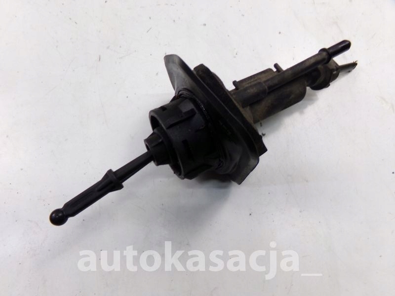 MAZDA 3 I BK POMPA POMPKA SPRZĘGŁA 3M517A543AD Producent części Mazda OE