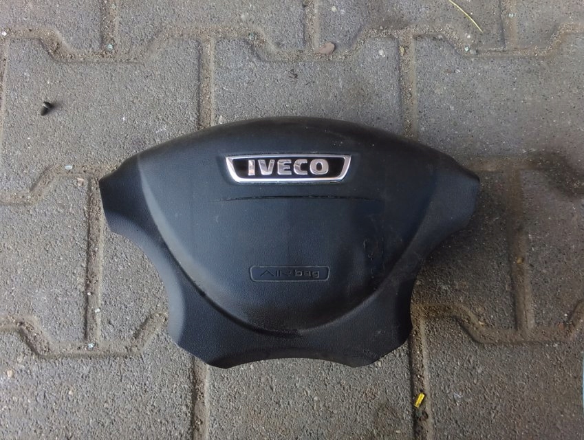 ПОДУШКА БЕЗОПАСНОСТИ ВОДИТЕЛЯ IVECO DAILY 2013 ГОД