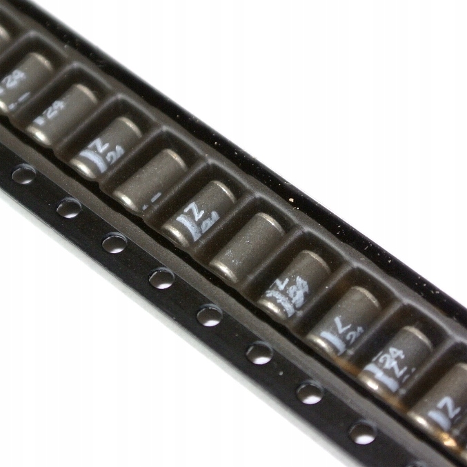 

SMZ24 Dioda Zenera 2W 24V Diotec _ [20szt] _ #R181