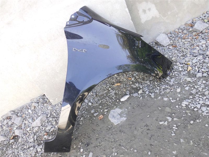 КРЫЛО ПРАВЫЙ ПЕРЕД ПЕРЕДНИЙ TOYOTA YARIS II 05-12r