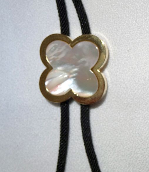 Jetel z mosazi s perleťovou hmotou bolo kravata, syntetická pletenina