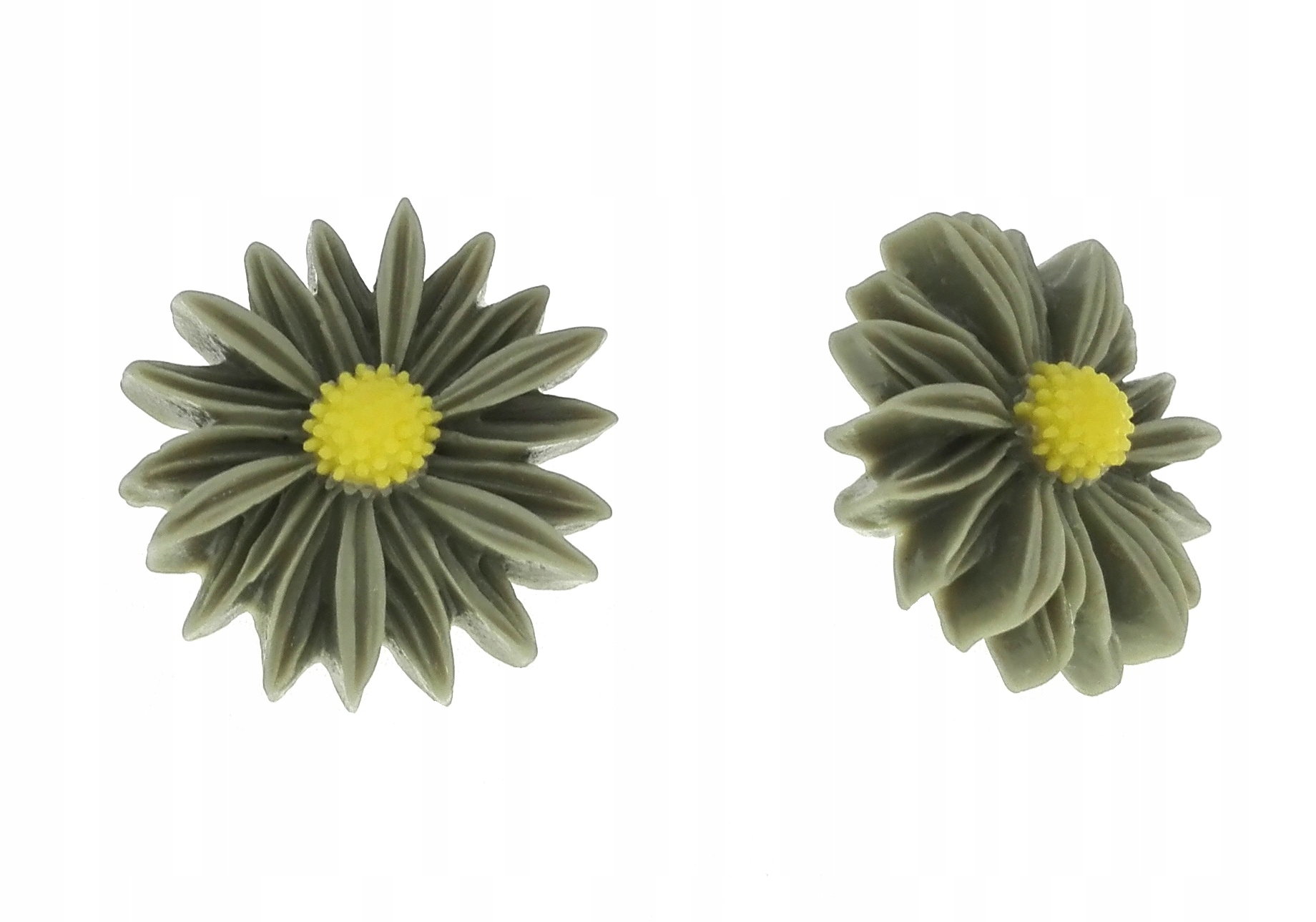 

Kolczyki kwiaty stokrotki kwiatuszki szare