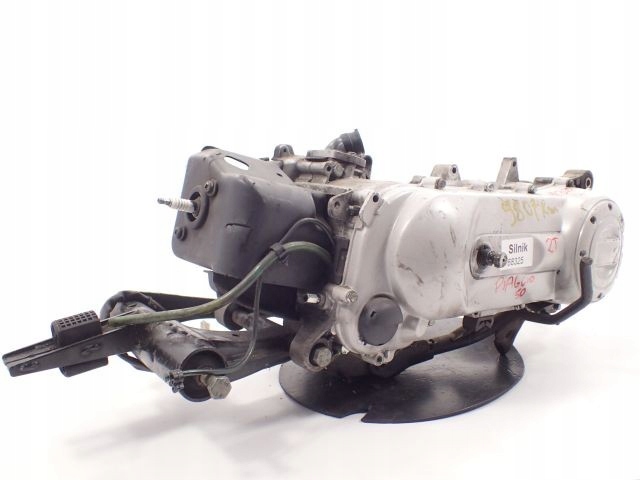 Silnik Piaggio Fly 50 2T 9807km