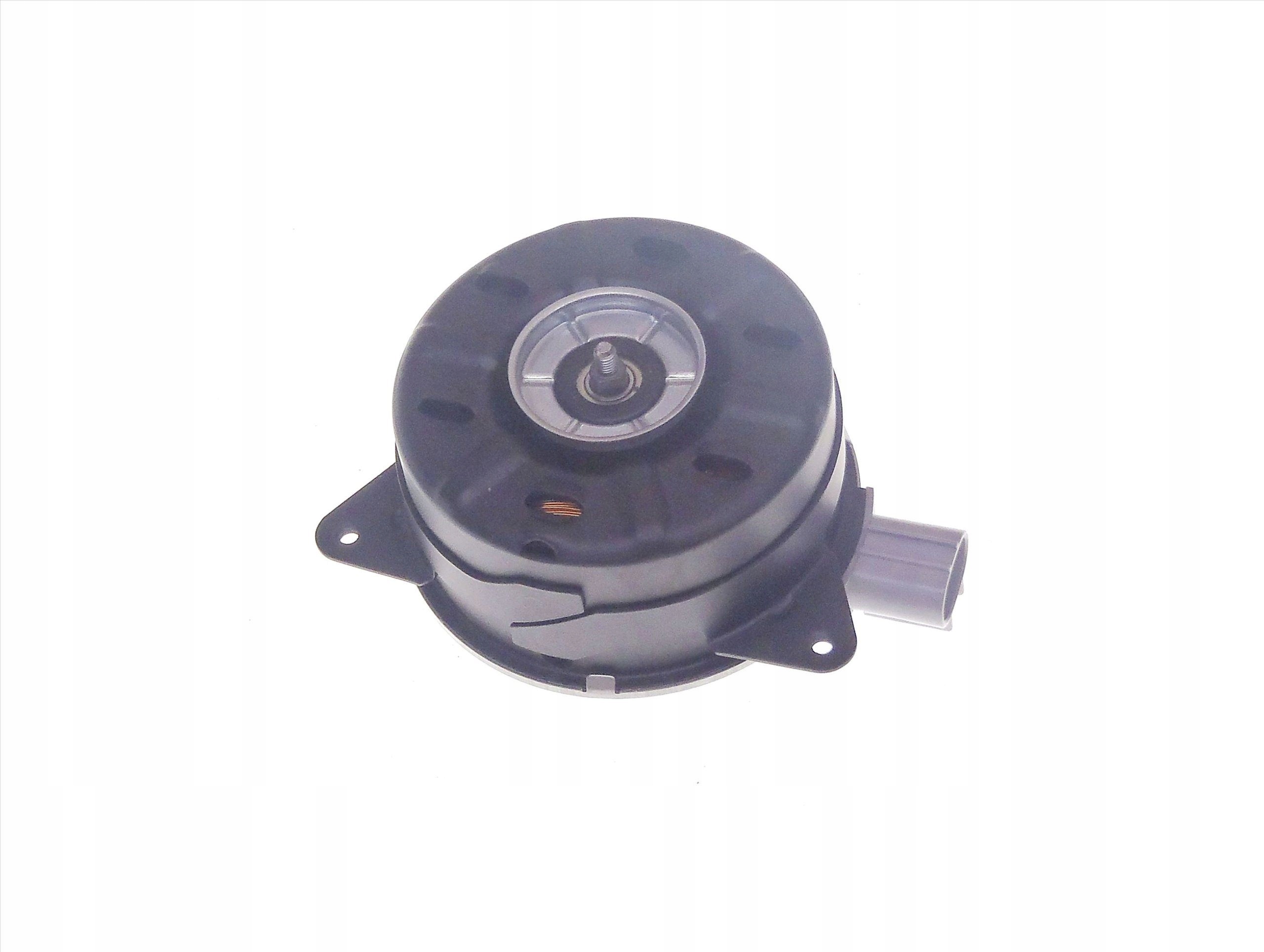 A16363-0T090 - PRIUS 09-15 ВЕНТИЛЯТОР ОХОЛОДЖЕННЯ ДВИГУНА