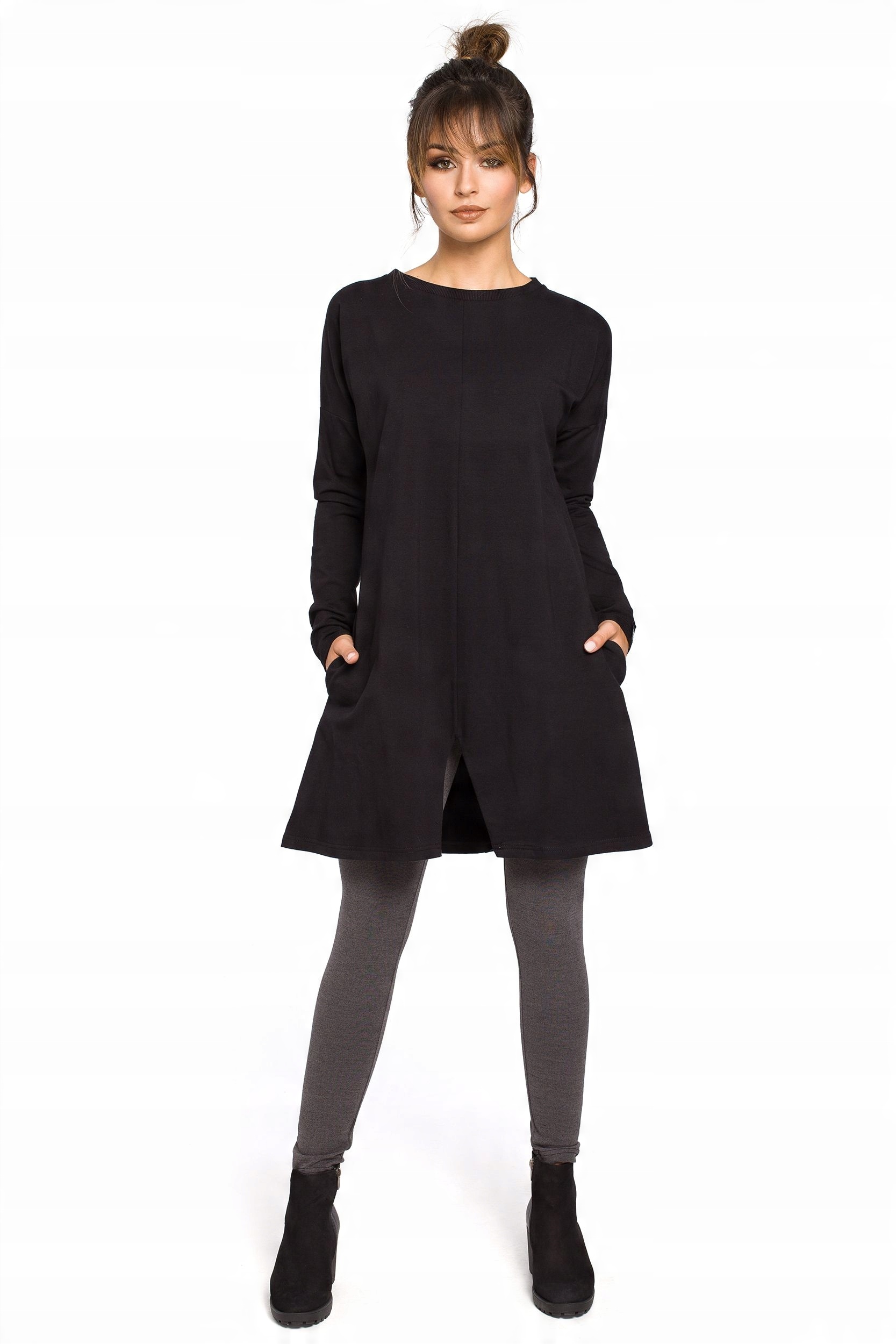 

B042 Tunika z wycięciem u dołu - czarna L/XL