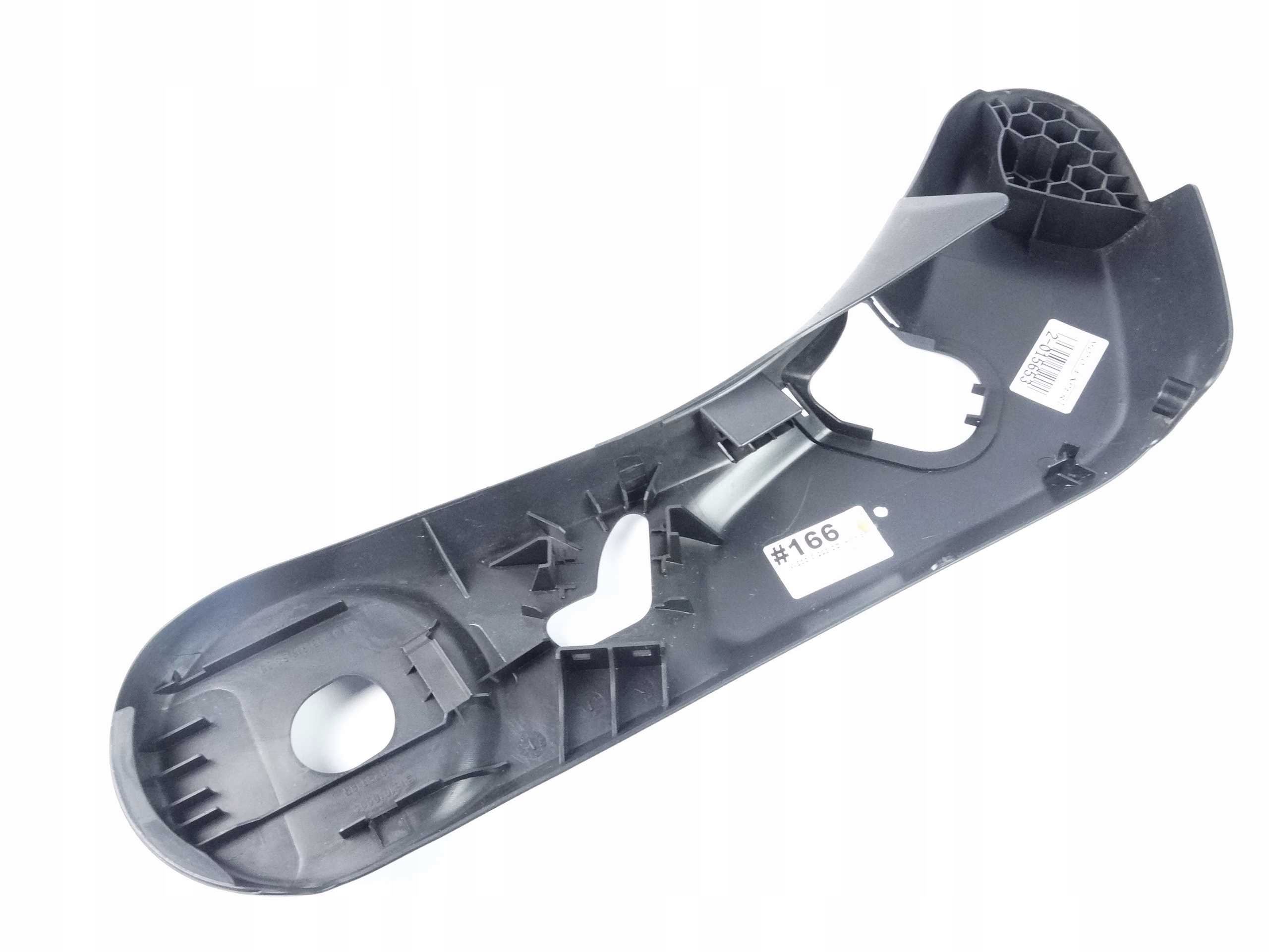 Mercedes C W203 OSŁONA PLASTIK FOTELA PRAWY PRZÓD Producent części Mercedes-Benz OE