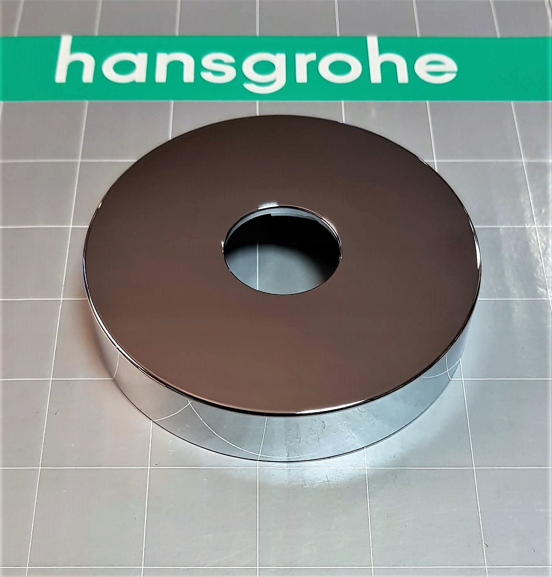 HANSGROHE Rozeta Ø 80 mm do ramienia prysznicowego