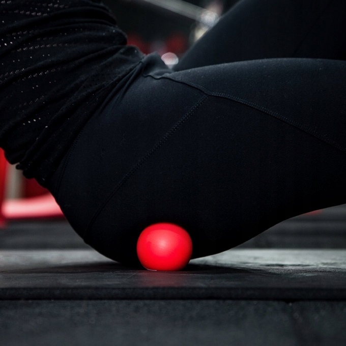 PIŁKA LACROSSE CROSSFIT ROLLER DO MASAŻU PODWÓJNA PIŁECZKA DO CIAŁA TWARDA Waga 264 g