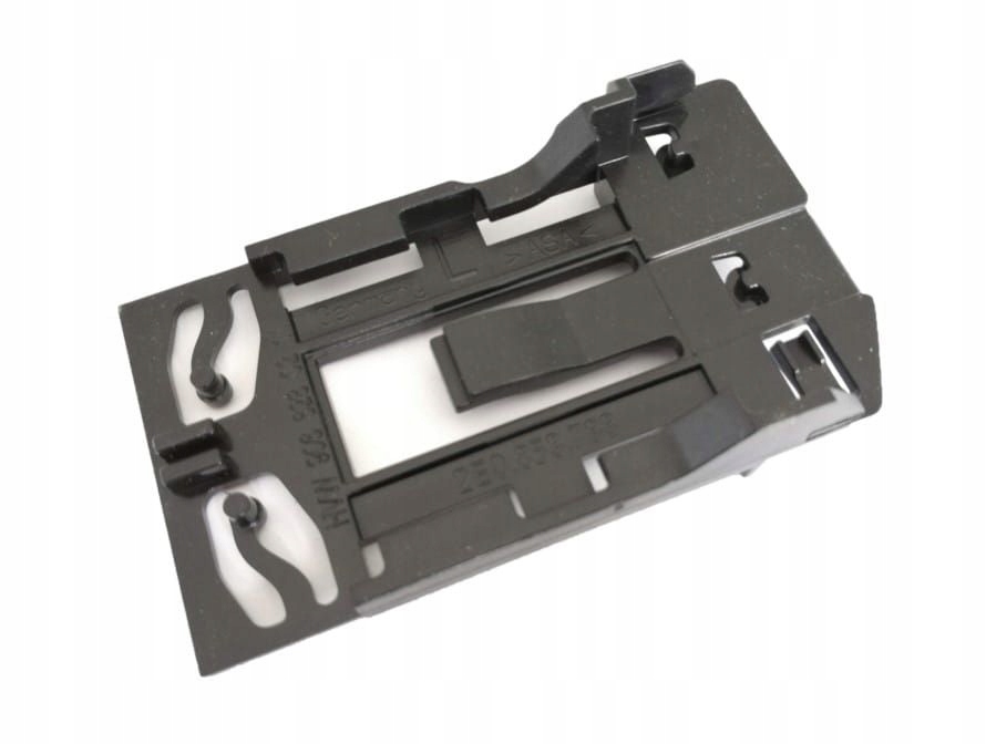 Spinka klips mocujący listwę pod atrapą VW Crafter