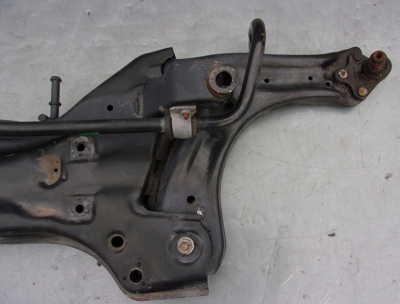 VW SEAT SKODA KOLYSKA BELKA ZAWIESZENIA 6R0199345 Engine Type Gasoline Diesel