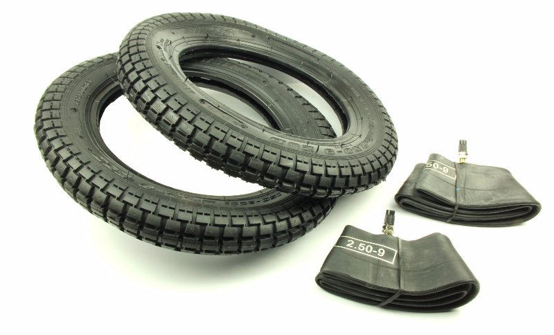 

2 x Opona Romet Motorynka Pony 9 x 2,5 2 x Dętka