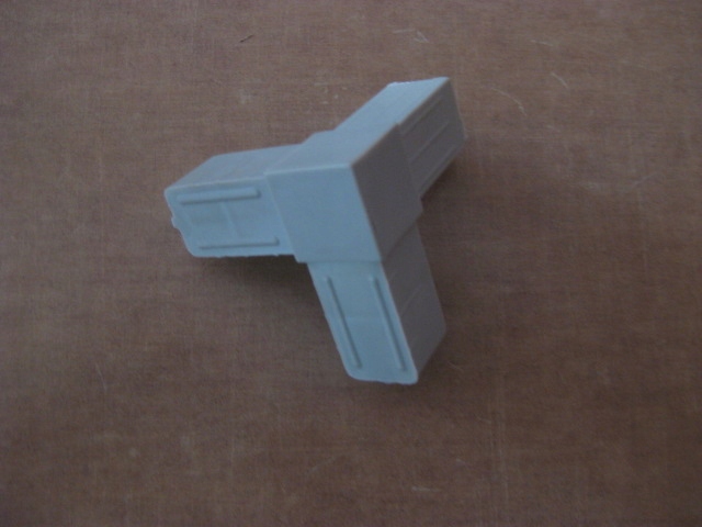 

Łącznik plastikowy profil aluminiowy 25x25x2