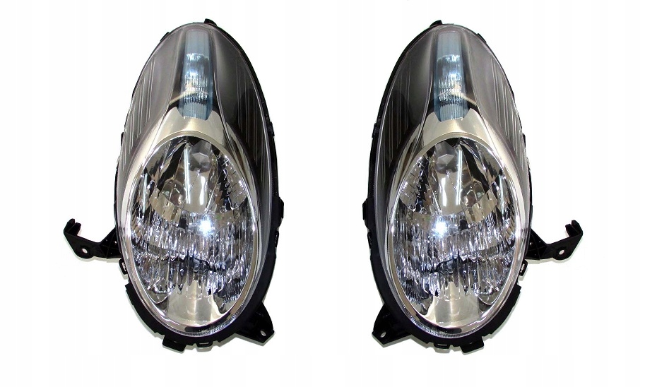 

Komplet Reflektorów Nissan Micra K12 2007-2010