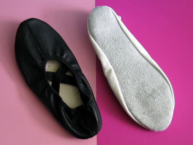 BALETKI SKÓRZANE ROZM: 30 - BIAŁE Płeć Chłopcy Dziewczynki