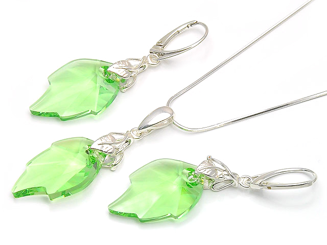 

Srebrny Komplet Łańcuszek Swarovski Liść Peridot