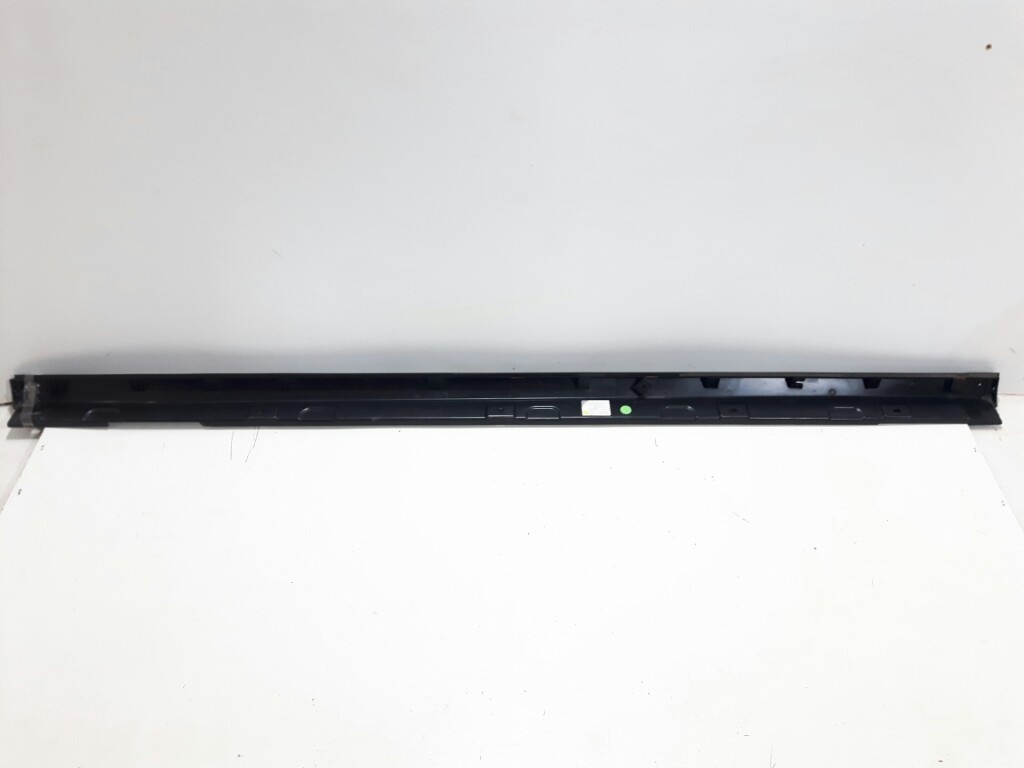 PRÓG LISTWA PROGU LEWA LH VW T-ROC 2GA853855 17- Wersja Europejska