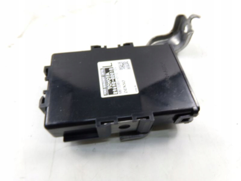 TOYOTA YARIS II P9 PRZEKAŹNIK MODUŁ 89690-0D010