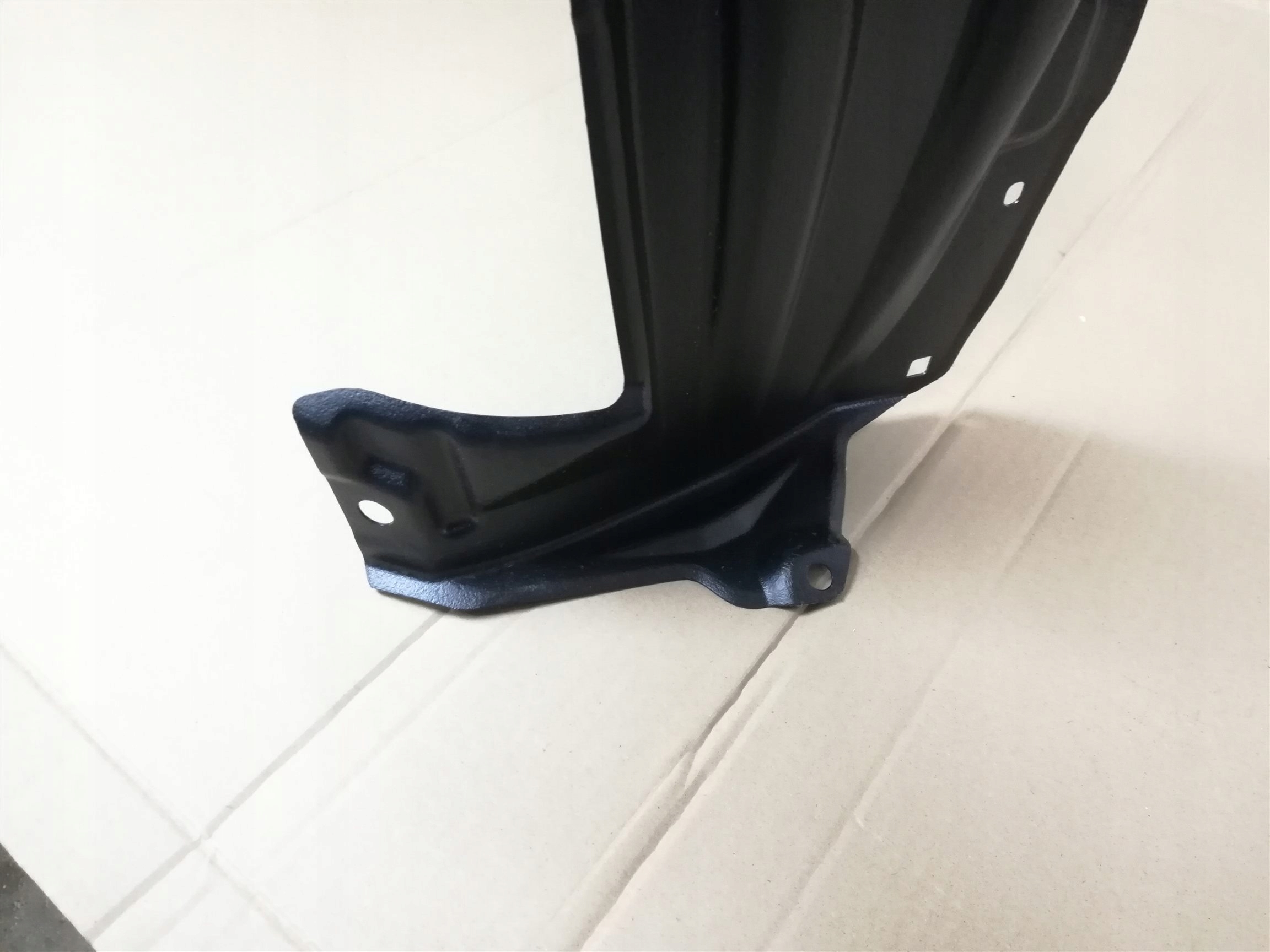 LEXUS CT200H 10-20 NADKOLE OSŁONA BŁOTNIK PRZÓD Producent części Lexus OE