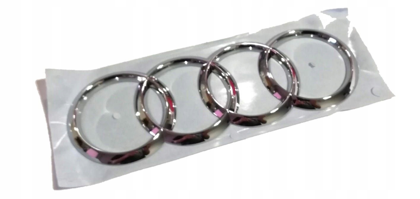 Emblém znak Audi na klapku Audi A3 Q2 Tt R8