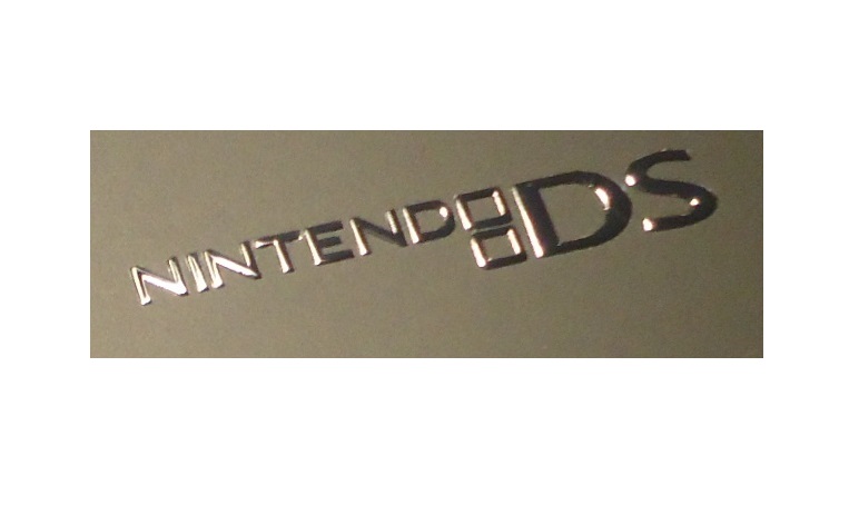 175 Naklejka Nintendo DS 39 x 6 mm