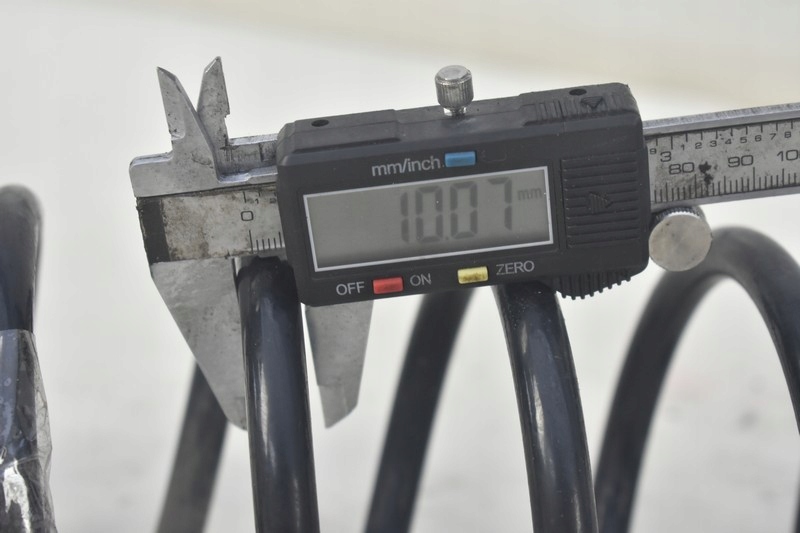 SPRĘŻYNA TYŁ TYLNA HONDA CIVIC 8 VIII 5D LIFT 09R Producent części Inny