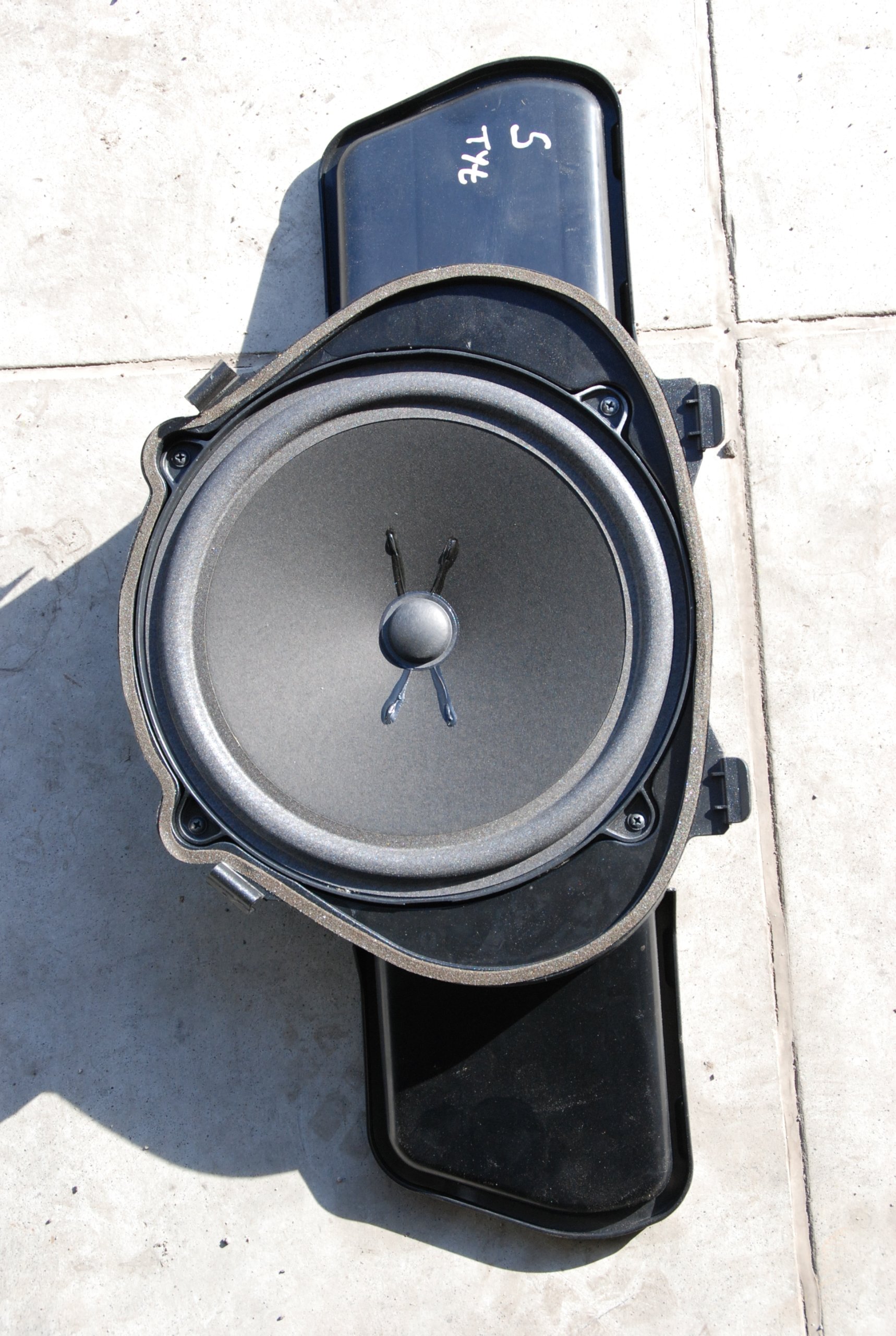 GŁOŚNIK TYŁ SUBWOOFER 2218202402 W221 MERCEDES