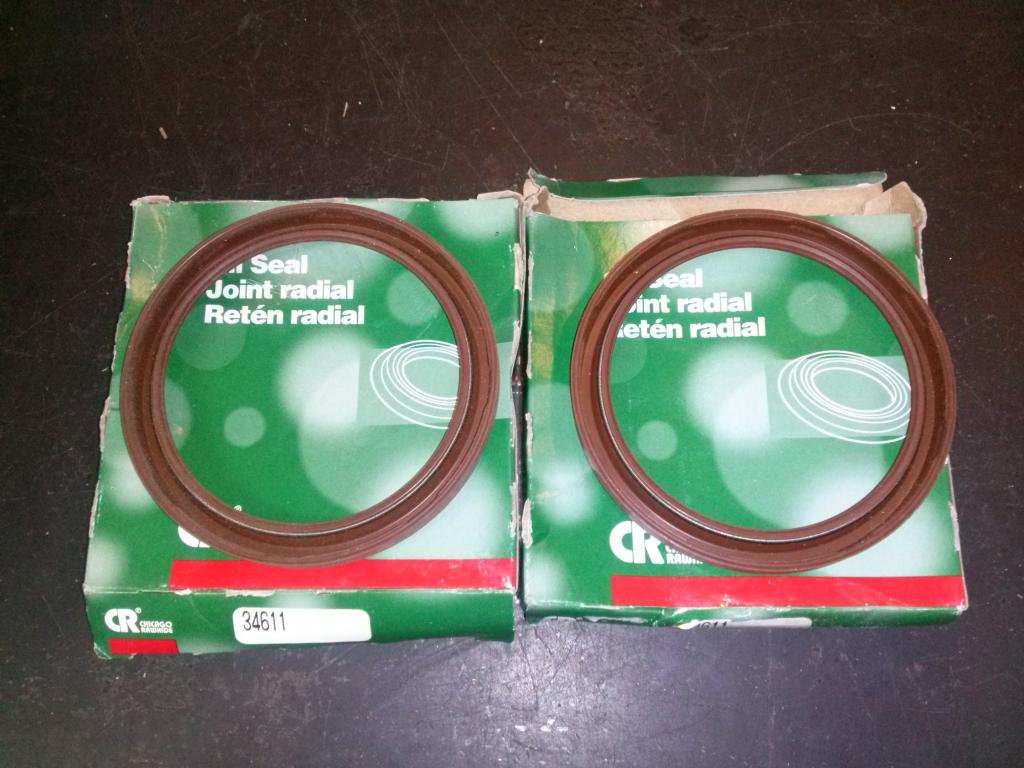 USZCZELNIACZ WAŁU KORBOWEGO MAZDA TRIBUTE B3000