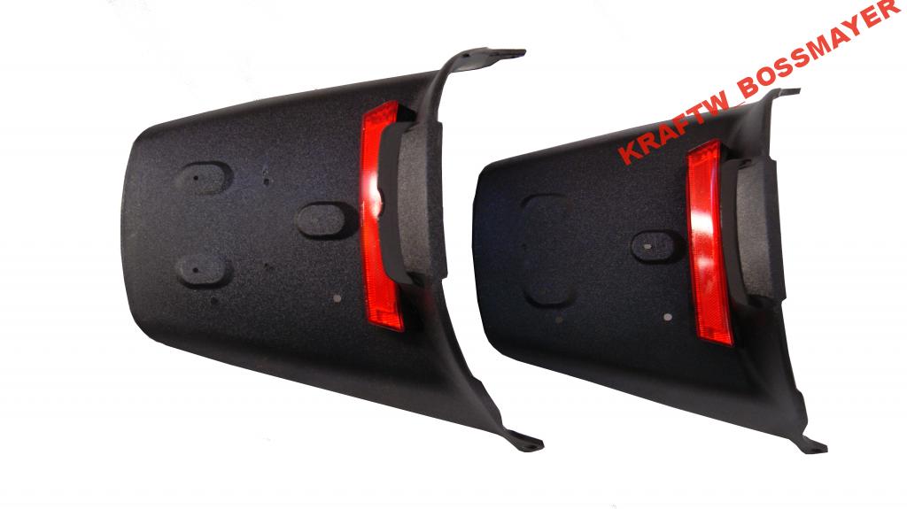 PIAGGIO MP3 BŁOTNIK TYŁ ŚWIATŁO STOP CHLAPACZ