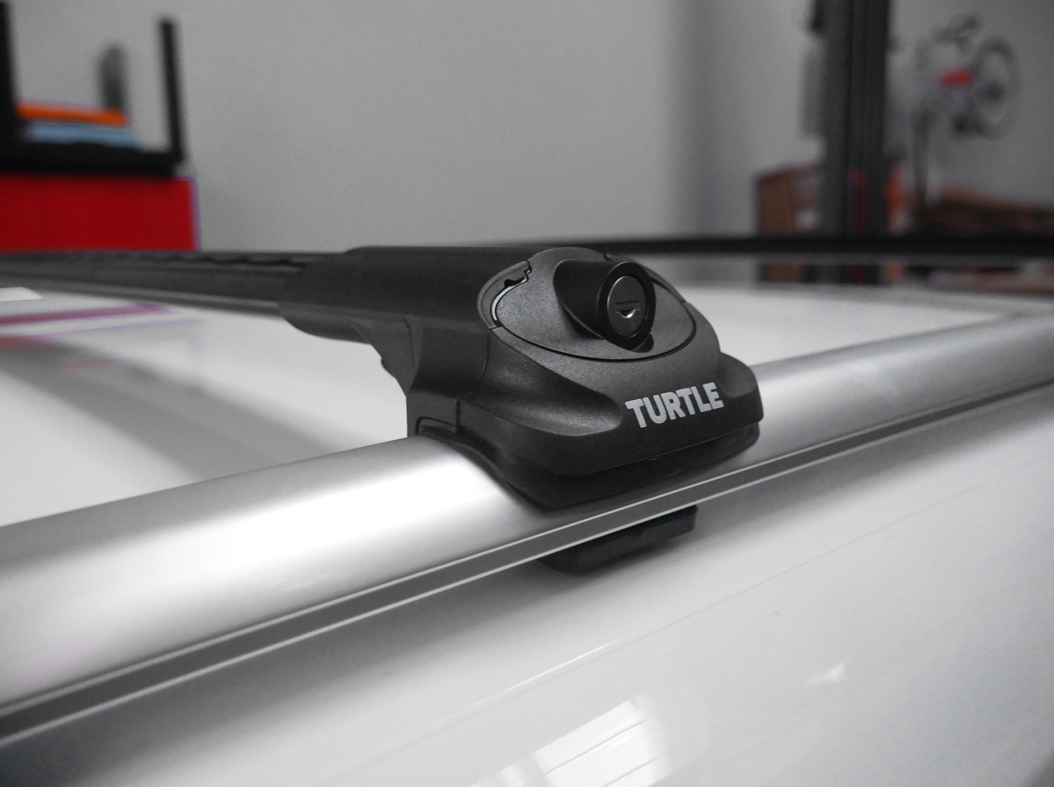 Bagażnik dachowy relingi VW Tiguan 2 2015-2020 Waga produktu z opakowaniem jednostkowym 5 kg