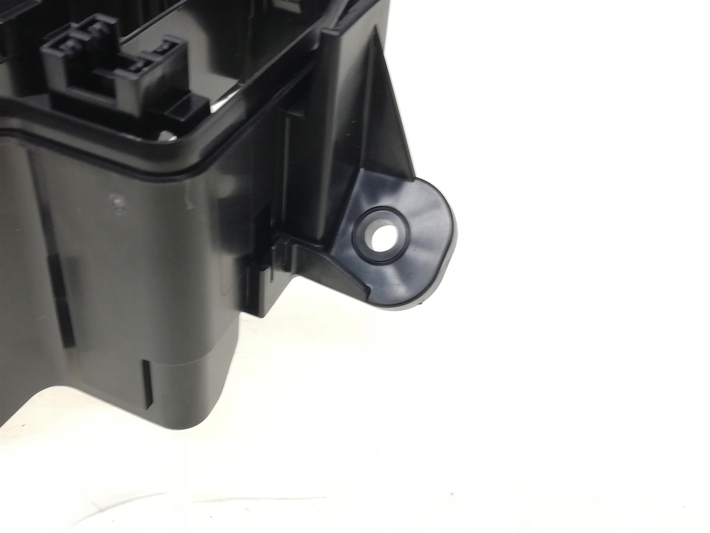 VERSO-S OBUDOWA SKRZYNKA PUSZKA BEZPIECZNIKÓW Typ samochodu Samochody osobowe