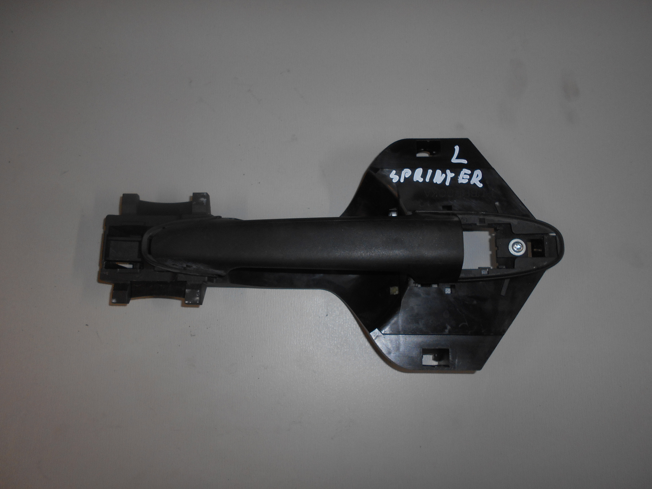 handle door left front SPRINTER 906 A9067600934