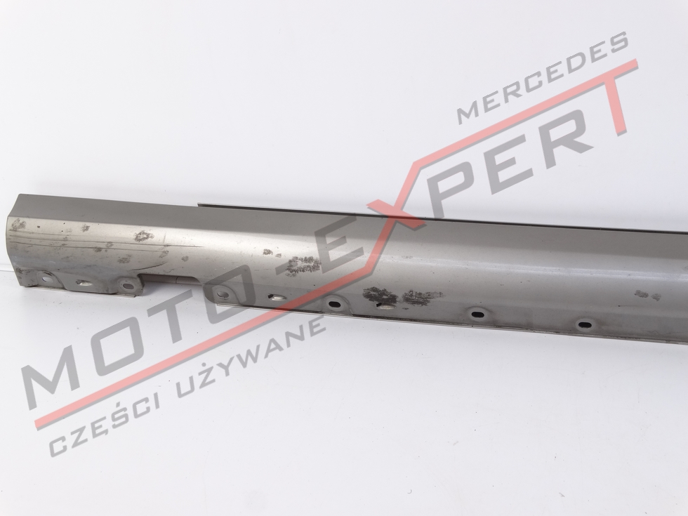 Mercedes C W203 LISTWA NAKŁADKA PROGOWA LEWA 347 Typ samochodu Samochody osobowe
