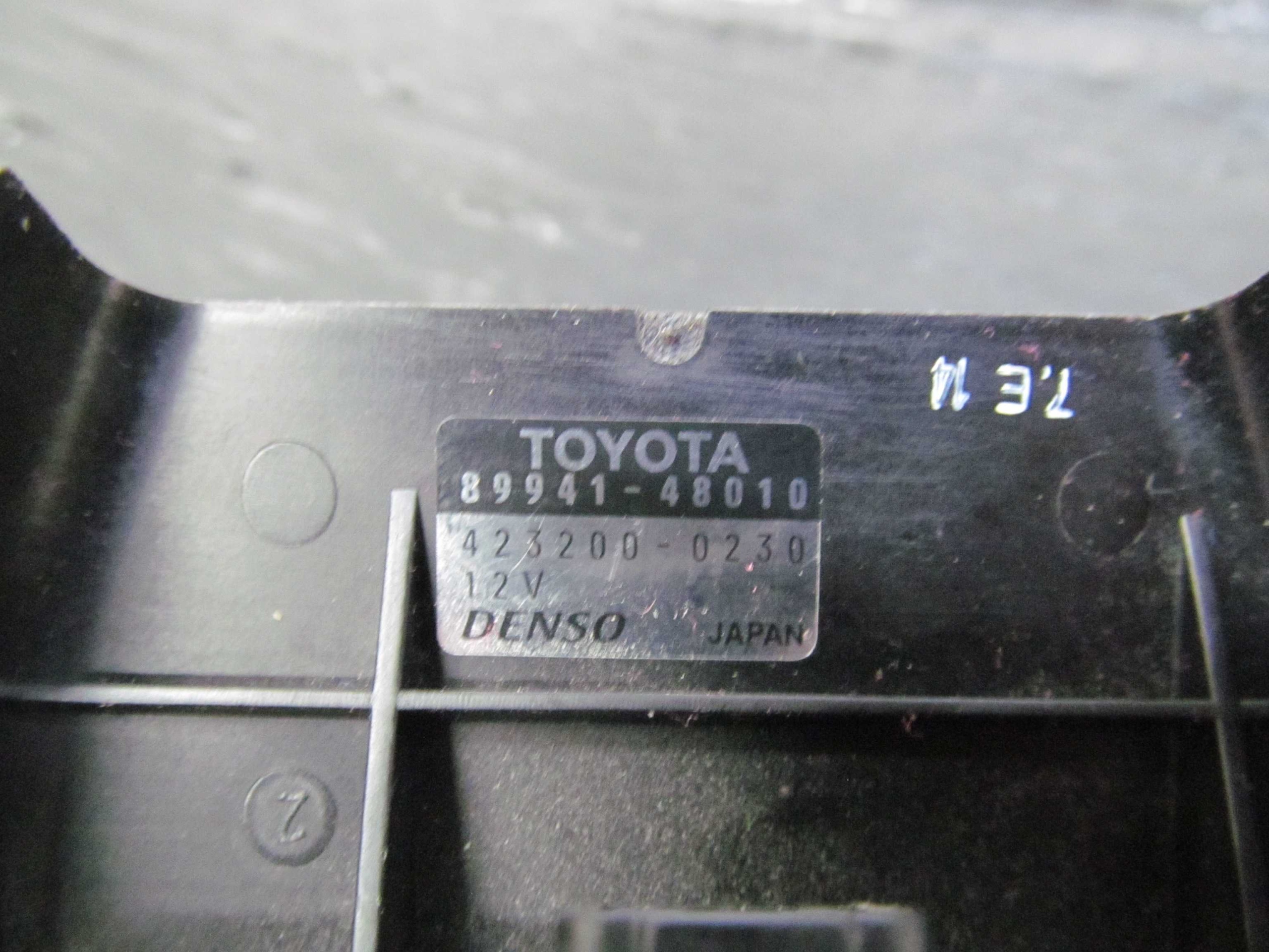 LEXUS RX II SENSOR CZUJNIK DESZCZU 89941 48010 899 Weight with packaging 5 kg
