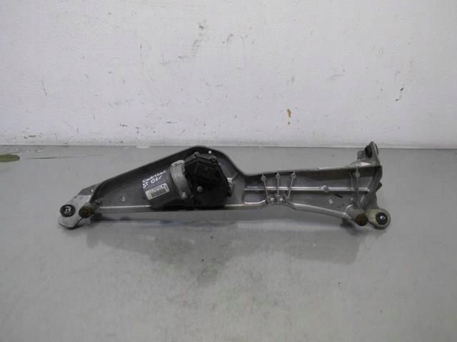 MECHANIZM WYCIERACZEK PRZÓD CADILLAC STS