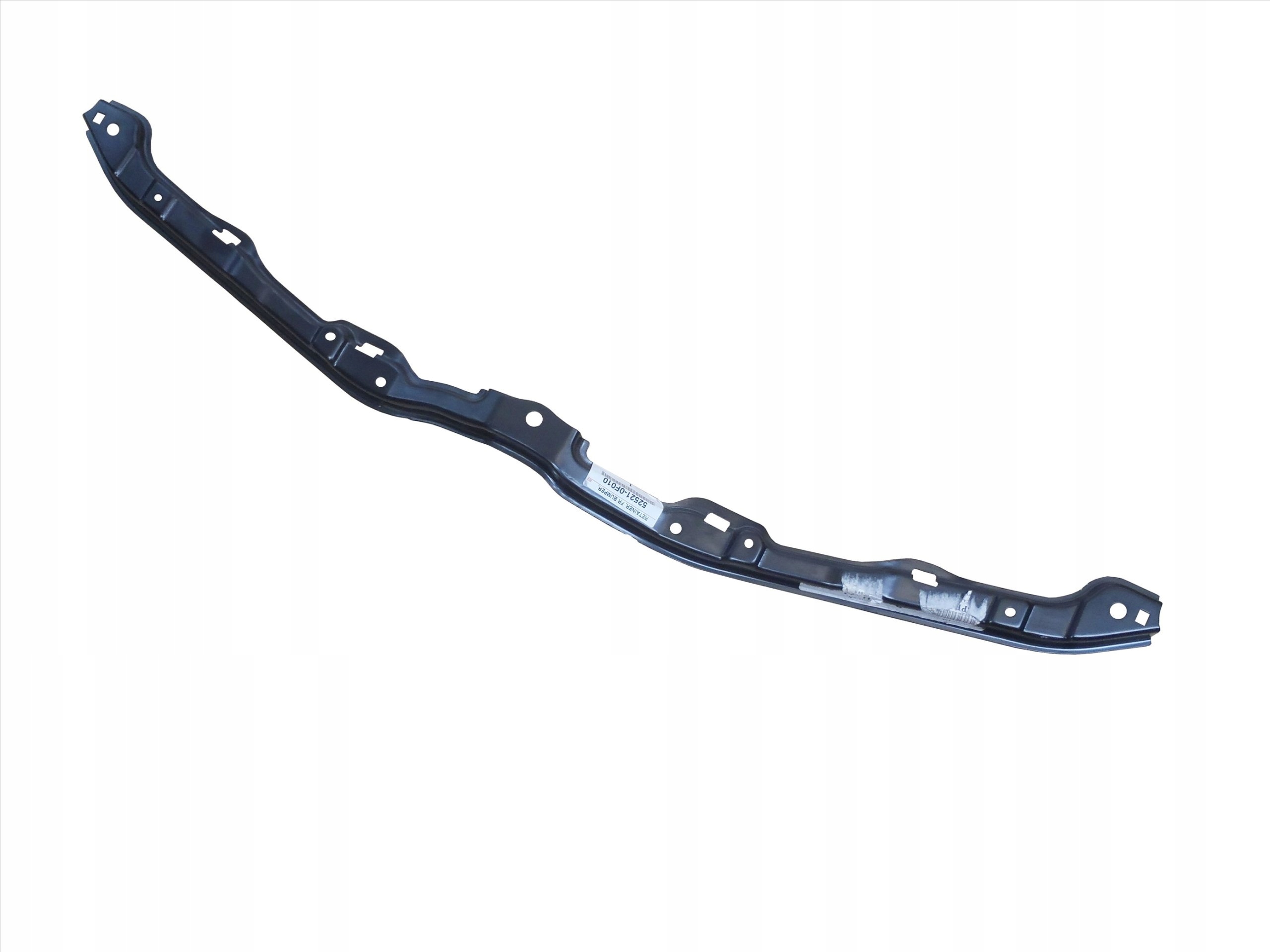 A52521-0F010 - VERSO 09-17 КРОНШТЕЙН ЗМІЦНЕННЯ ПЕРЕДНІЙ РЕМІНЬ ПЕРЕДНІЙ