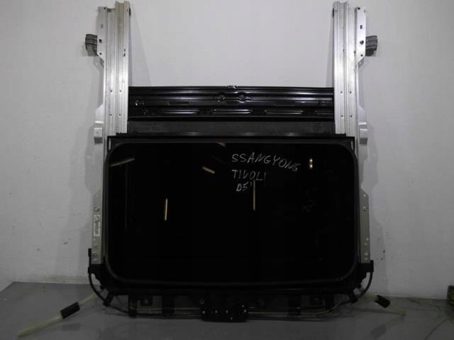 SZYBERDACH SSANGYONG TIVOLI