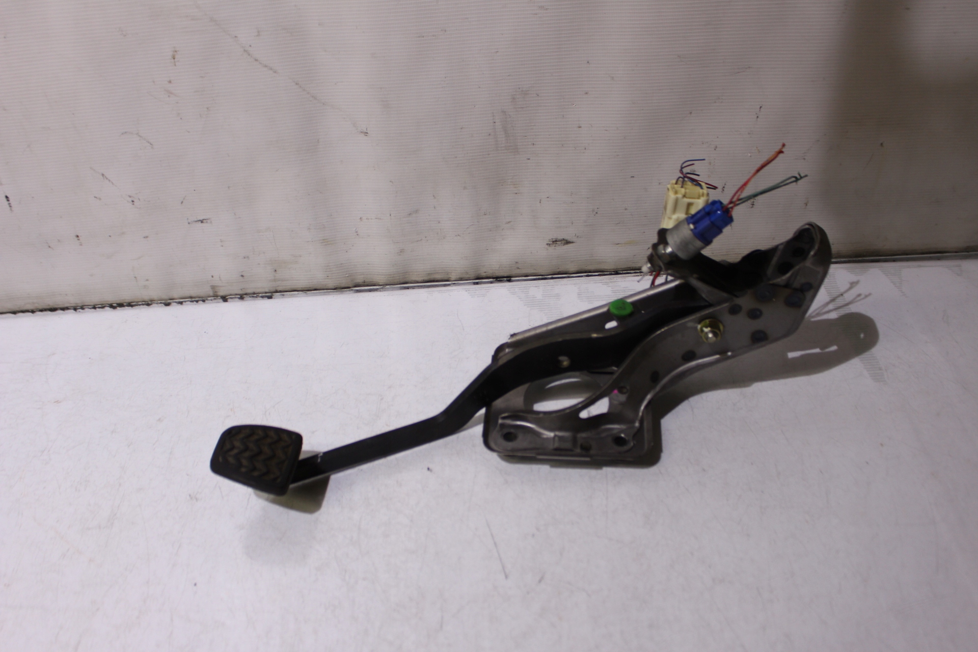 PEDAŁ HAMULCA TOYOTA RAV4