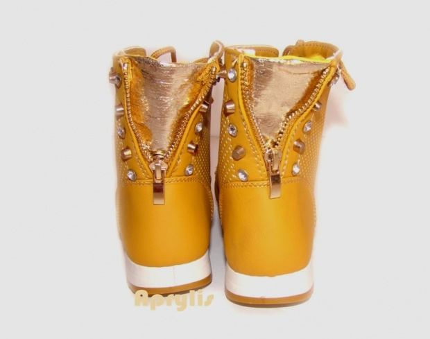 MŁODZIEŻOWE TIMBERKI CAMEL SPORT MODA r. 39 Długość wkładki 25 cm