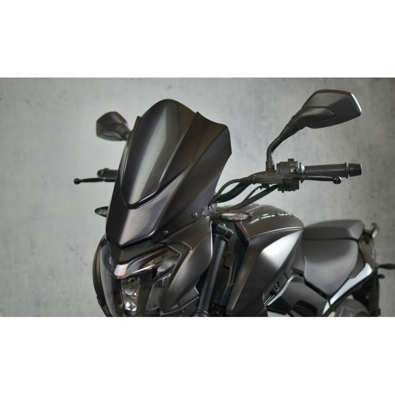 Loster sklo krytu Bajaj Dominar 400 18-