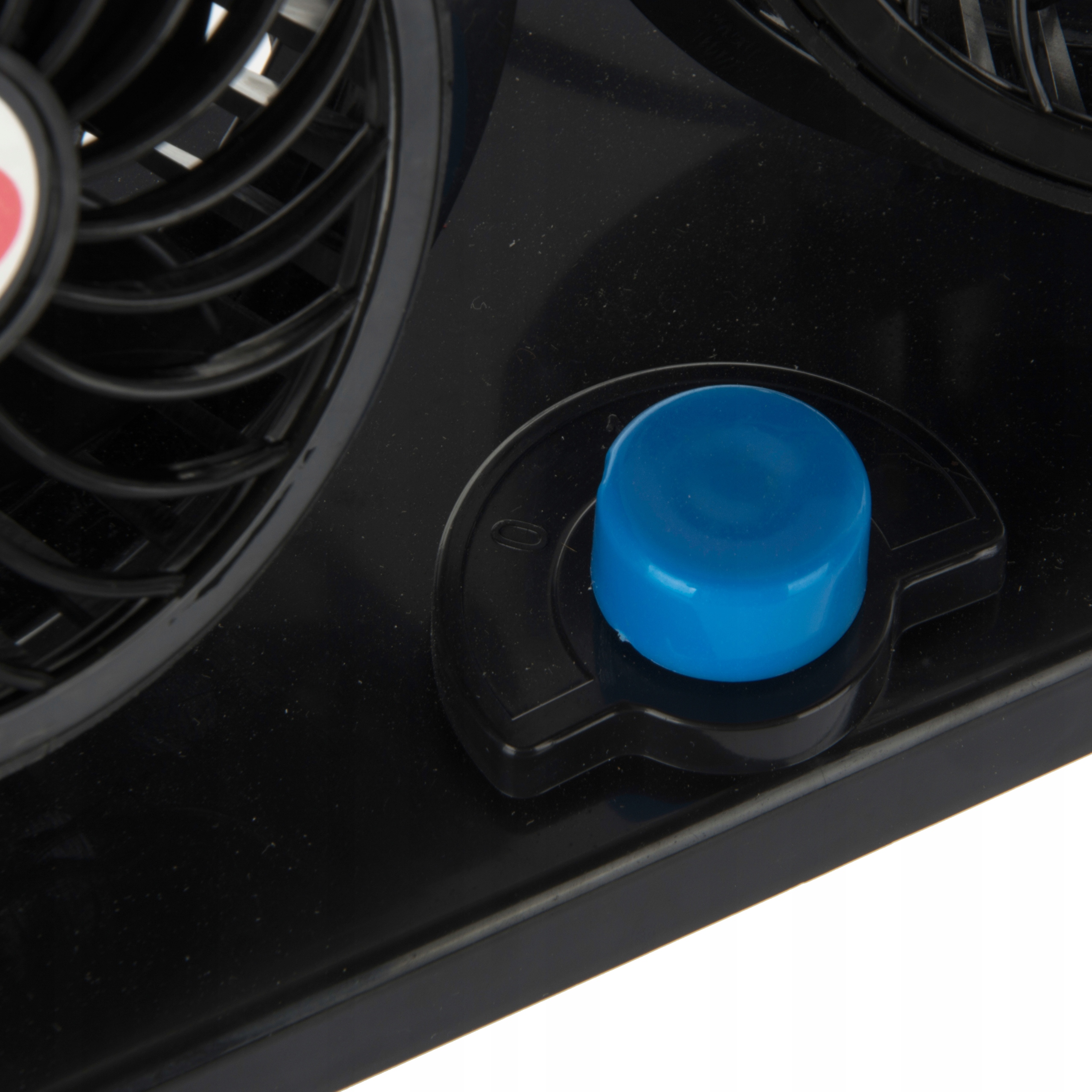 WIATRAK WENTYLATOR SAMOCHODOWY 24V 15W obrotowy