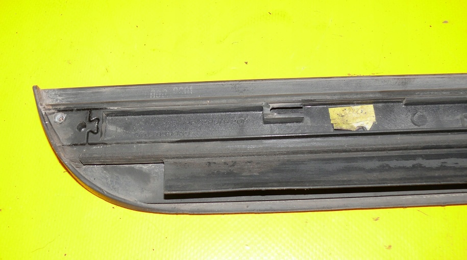 moulding lower door left rear part AUDI A4 B6 01-04