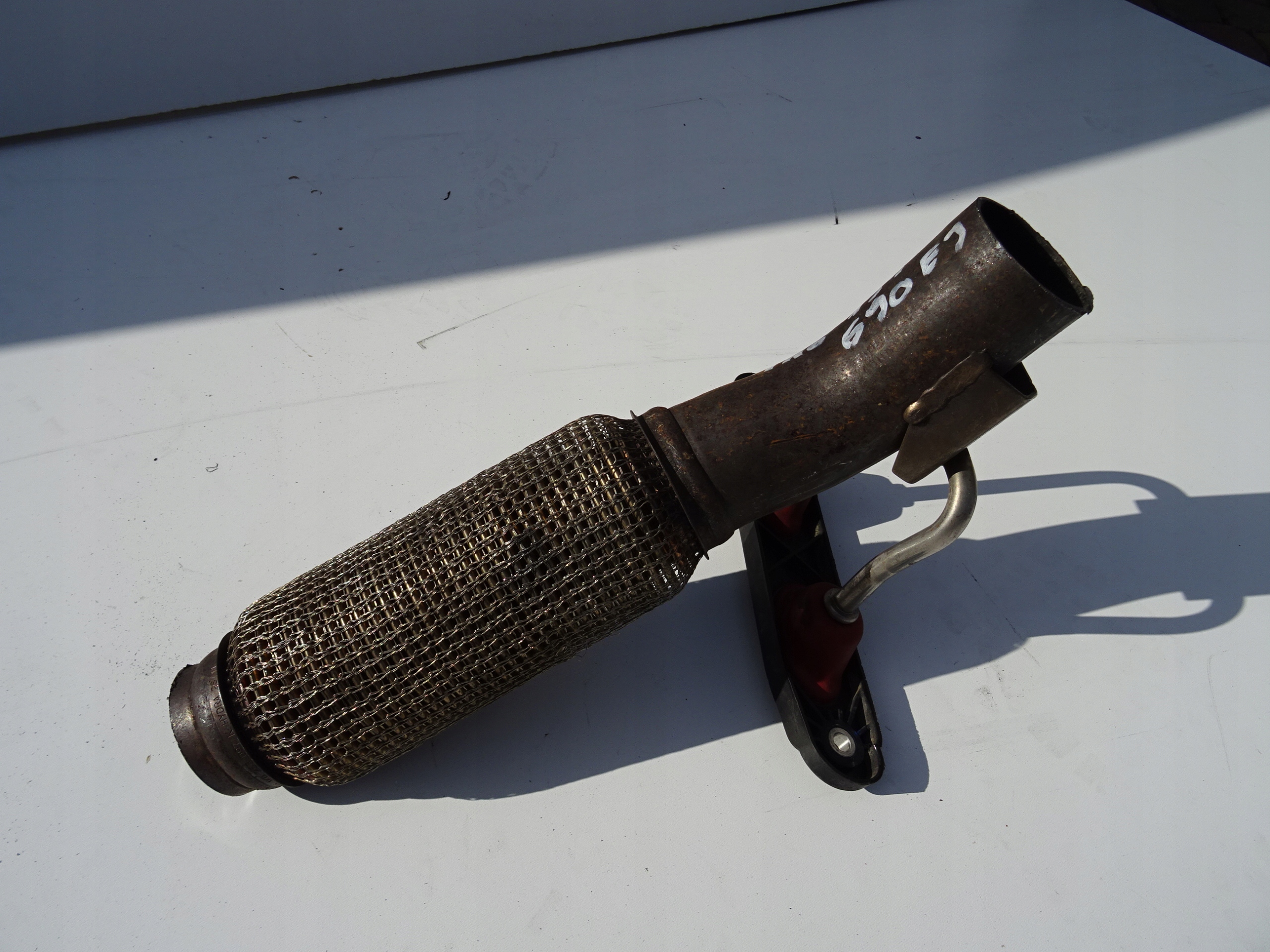 1K0131690EJ 1K0253097K - СОЕДИНИТЕЛЬ КАТАЛИТИЧЕСКОГО НЕЙТРАЛИЗАТОРА ТРУБЫ VW GOLF 2.0 TSI