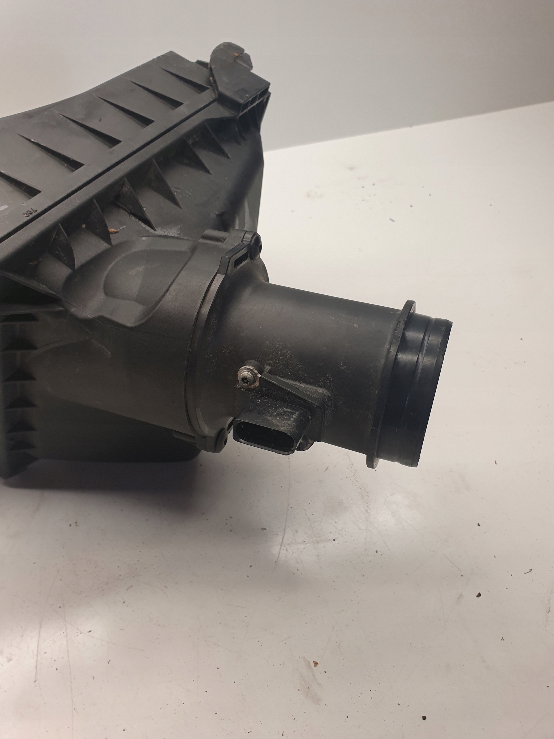 cover of a filter, air A4 B7 2,7 3,0 059133835K