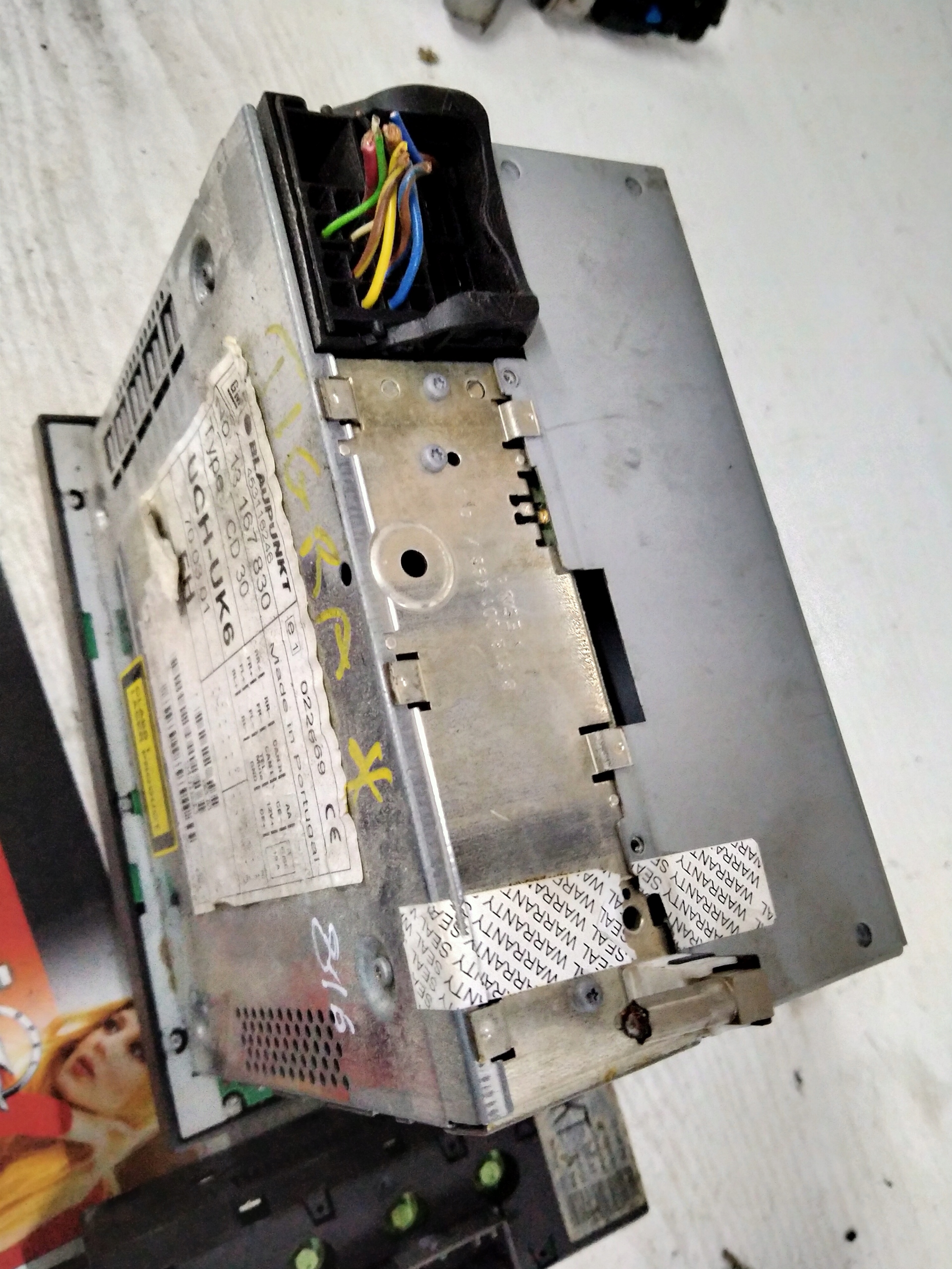 816 РАДИО CD 30 MP3 BLAUPUNKT 13167830 OPEL TIGRA