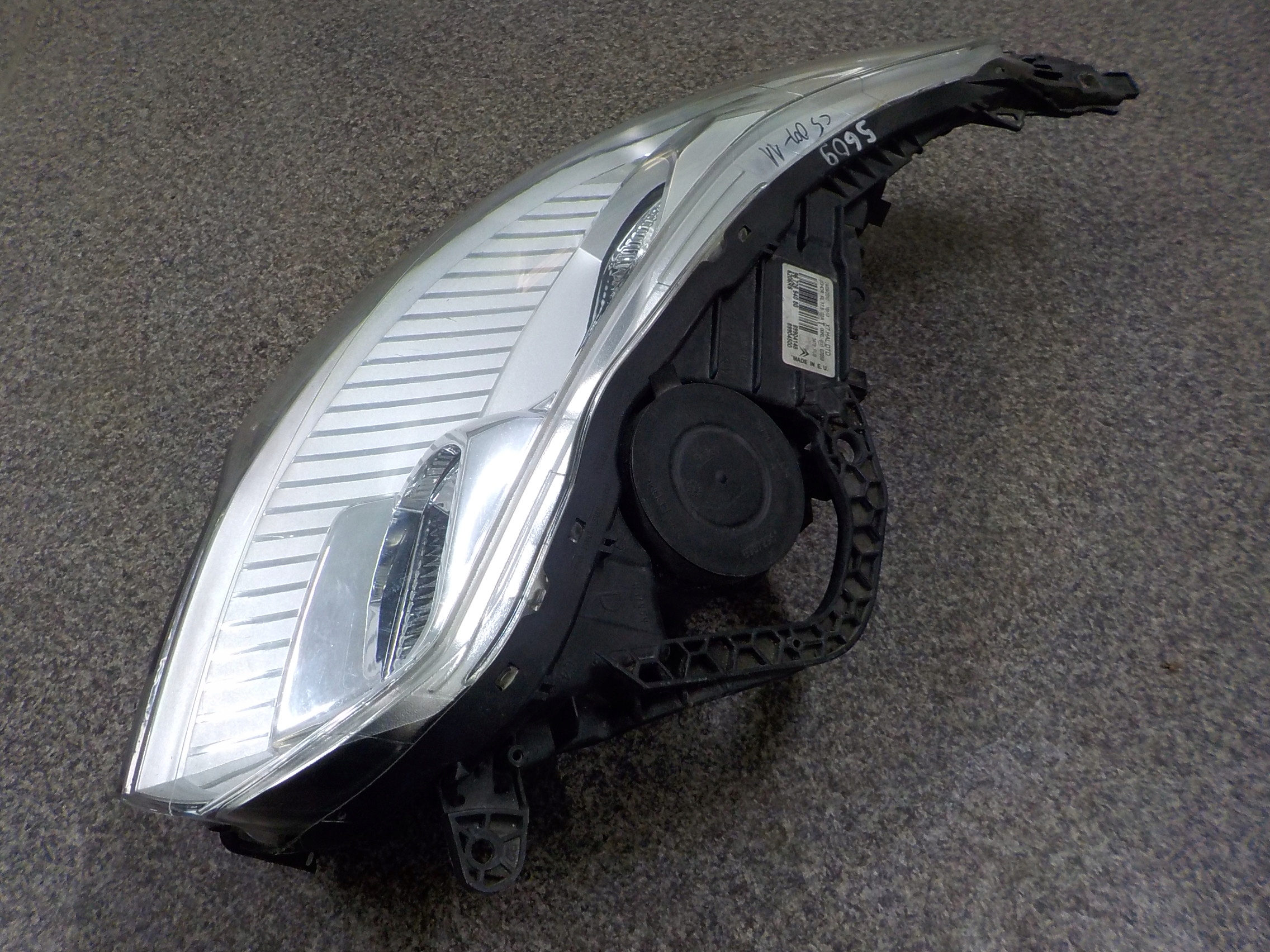 фара правая CITROEN C5 II 2008-2011